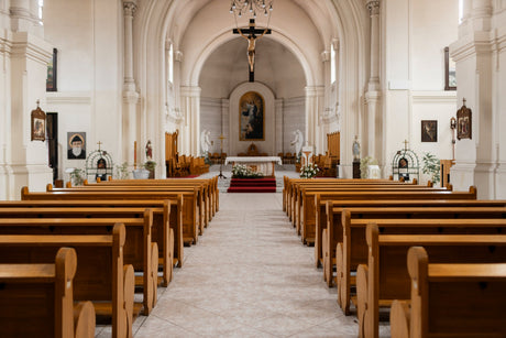 Därför är kyrkor, slott och stora byggnader så svåra att värma upp